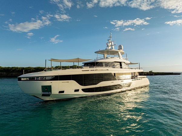 Photo of AZIMUT YACHTS LUZ DE MAR 115' 7