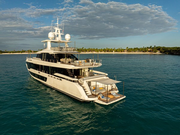 Photo of AZIMUT YACHTS LUZ DE MAR 115' 7