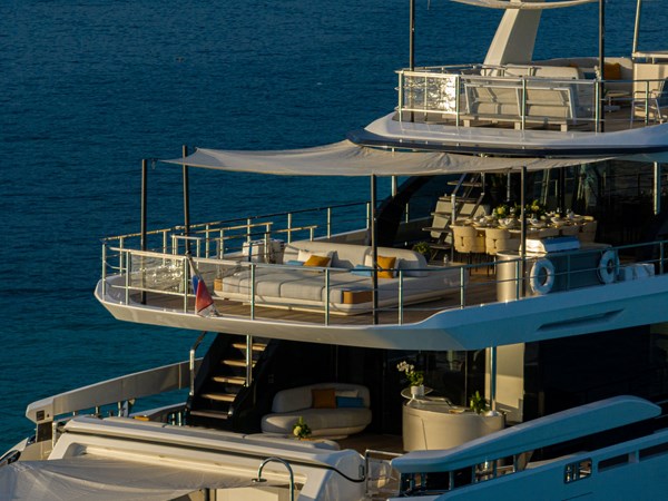 Photo of AZIMUT YACHTS LUZ DE MAR 115' 7