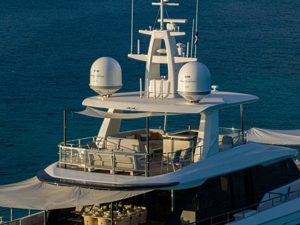 Photo of AZIMUT YACHTS LUZ DE MAR 115' 7