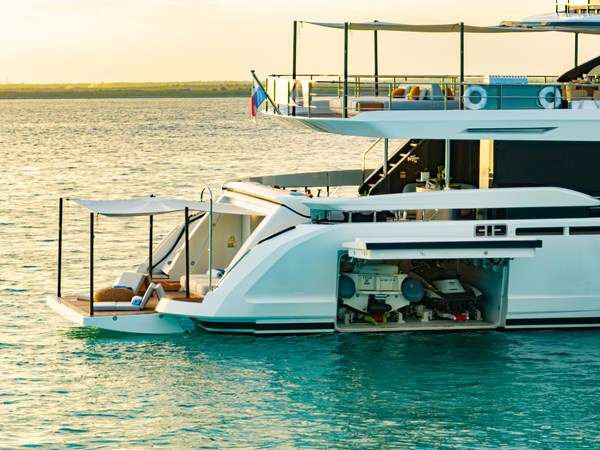 Photo of AZIMUT YACHTS LUZ DE MAR 115' 7