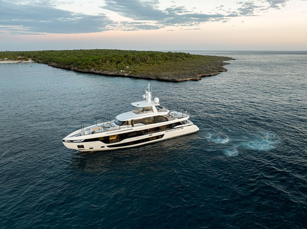 Photo of AZIMUT YACHTS LUZ DE MAR 115' 7