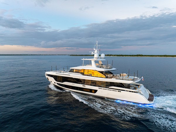 Photo of AZIMUT YACHTS LUZ DE MAR 115' 7