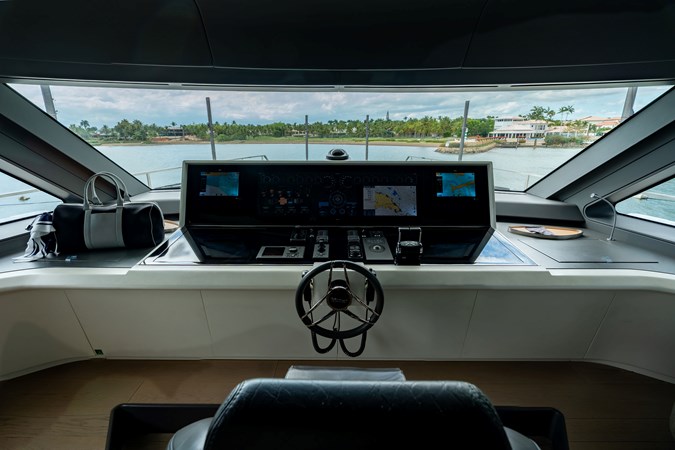 Photo of AZIMUT YACHTS LUZ DE MAR 115' 7