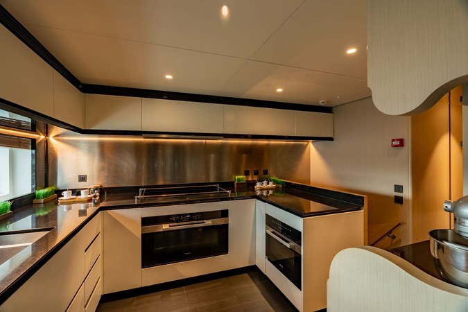 Photo of AZIMUT YACHTS LUZ DE MAR 115' 7