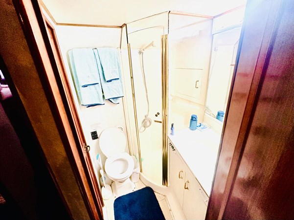 Photo of OCEAN YACHTS 42 ft 1995 Ocean Yachts 42 sportsfish 42' 1