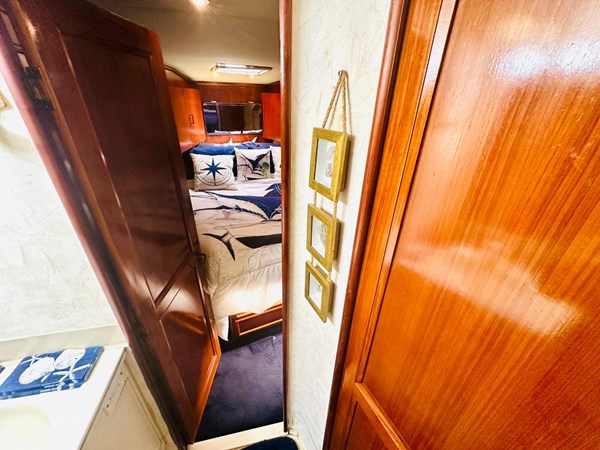 Photo of OCEAN YACHTS 42 ft 1995 Ocean Yachts 42 sportsfish 42' 1