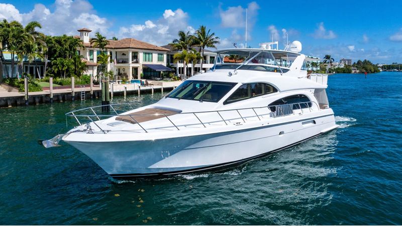 2006 HATTERAS 64 Motor Yacht