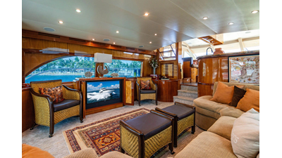 2006 HATTERAS 64 Motor Yacht - photo 11