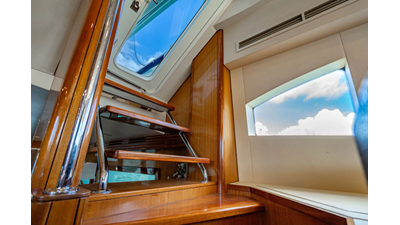 2006 HATTERAS 64 Motor Yacht - photo 16
