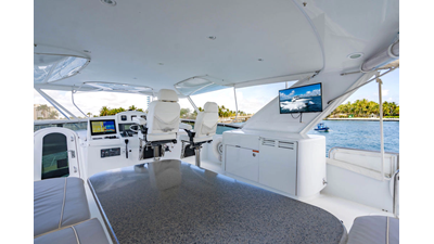 2006 HATTERAS 64 Motor Yacht - photo 18