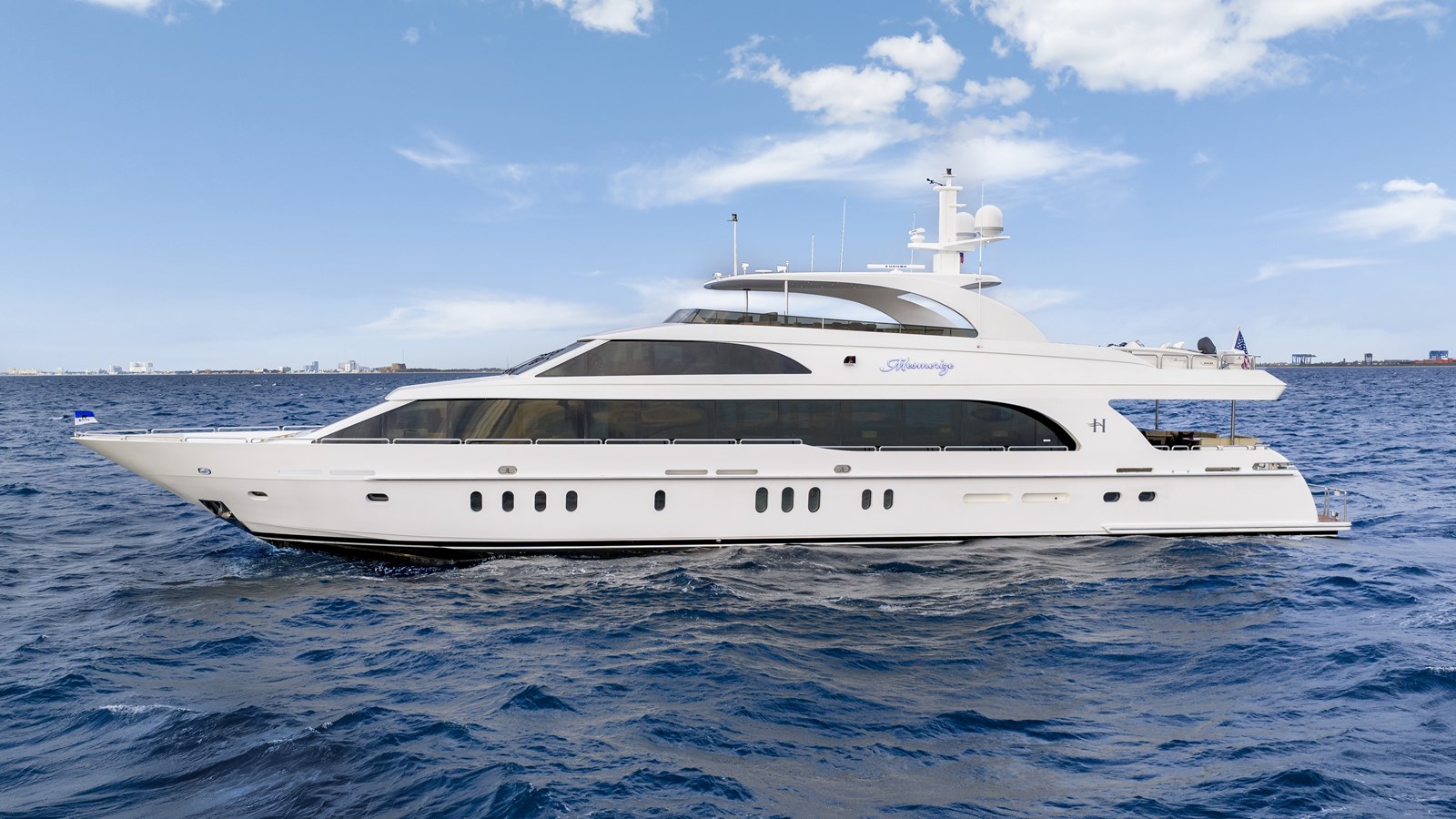 2013 Hargrave 125 Raised Pilot House