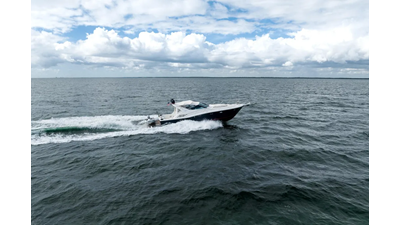 2001 UNIESSE 48 OPEN