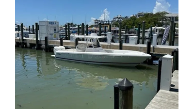 2015 INTREPID 327 CENTER CONSOLE