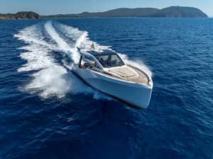 2025 ITALIA YACHTS VELOCE 43 - photo 2