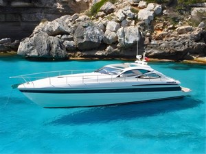 M/Y BACK IN FIVE MINUTES