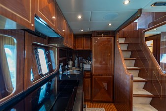 2004 MANGUSTA 72 - photo 23