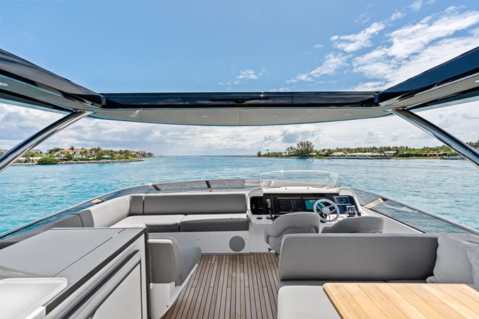 Photo of SUNSEEKER Dolce Far Niente 88'