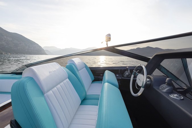 Photo of RIVA YACHT Riva Cento 39'