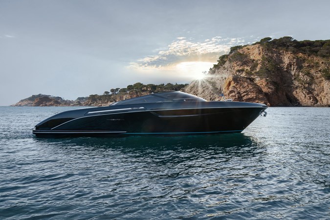 Photo of RIVA YACHT Riva Cento 39'