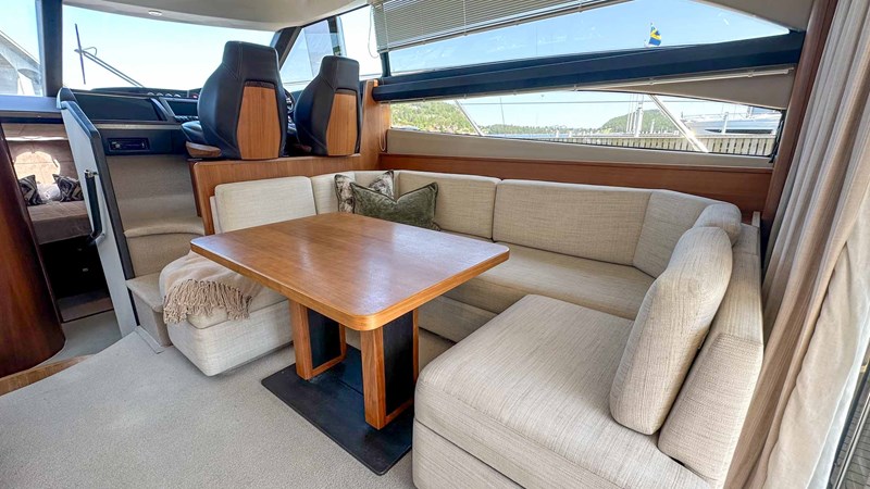 Photo of PRINCESS YACHTS PRINCESS 42 (P42354) 44' 3