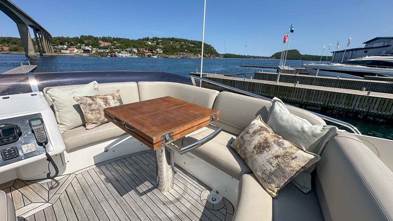 Photo of PRINCESS YACHTS PRINCESS 42 (P42354) 44' 3