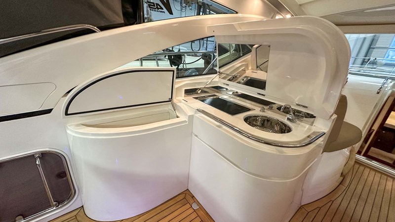 Photo of PRINCESS YACHTS PRINCESS V45 (V45172) 47' 1