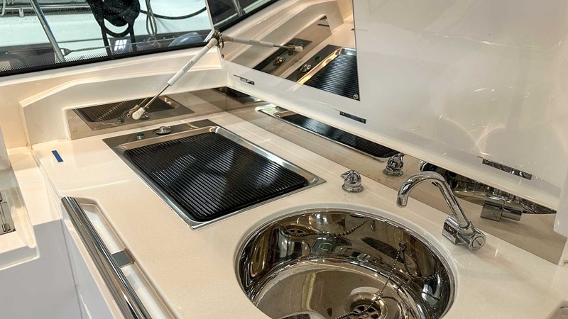 Photo of PRINCESS YACHTS PRINCESS V45 (V45172) 47' 1