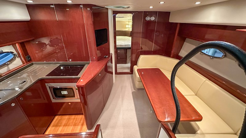 Photo of PRINCESS YACHTS PRINCESS V45 (V45172) 47' 1