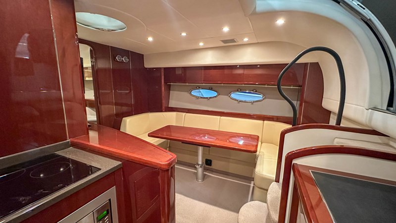 Photo of PRINCESS YACHTS PRINCESS V45 (V45172) 47' 1