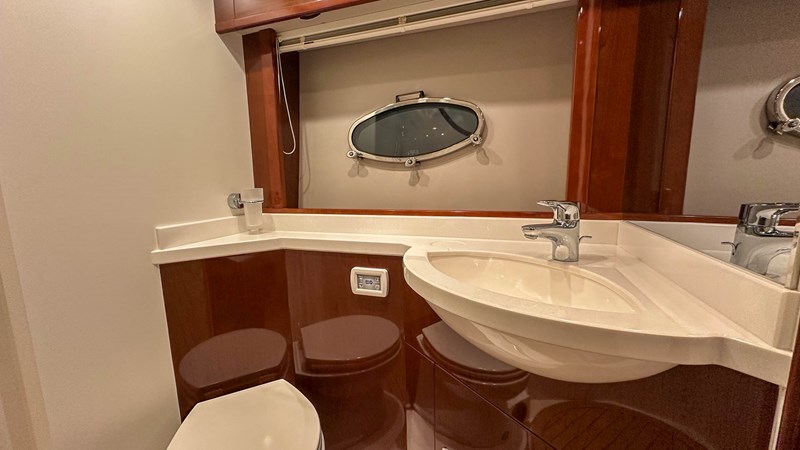 Photo of PRINCESS YACHTS PRINCESS V45 (V45172) 47' 1