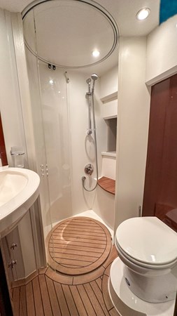 Photo of PRINCESS YACHTS PRINCESS V45 (V45172) 47' 1