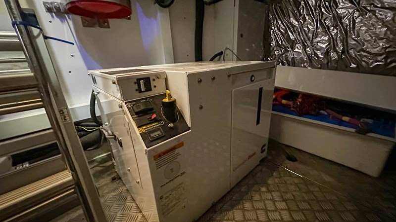 Photo of PRINCESS YACHTS PRINCESS V45 (V45172) 47' 1