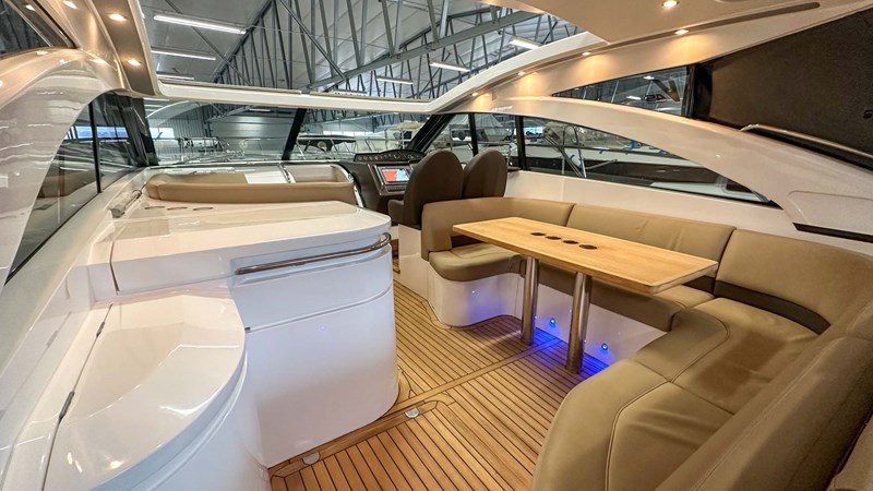 Photo of PRINCESS YACHTS PRINCESS V45 (V45172) 47' 1