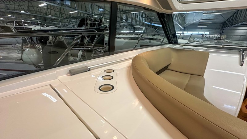 Photo of PRINCESS YACHTS PRINCESS V45 (V45172) 47' 1