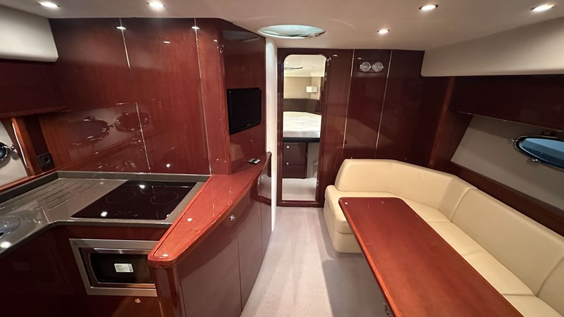 Photo of PRINCESS YACHTS PRINCESS V45 (V45172) 47' 1