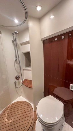 Photo of PRINCESS YACHTS PRINCESS V45 (V45172) 47' 1