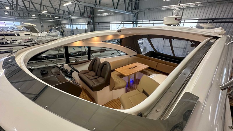 Photo of PRINCESS YACHTS PRINCESS V45 (V45172) 47' 1