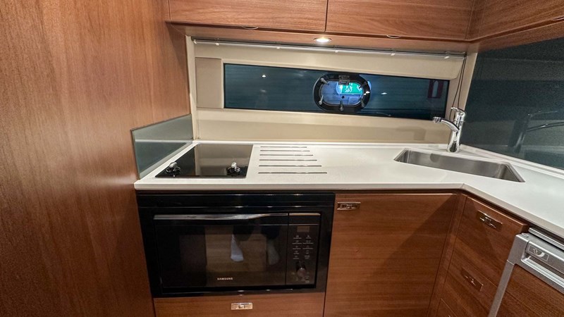 Photo of PRINCESS YACHTS PRINCESS V40 (V40115) 42' 8