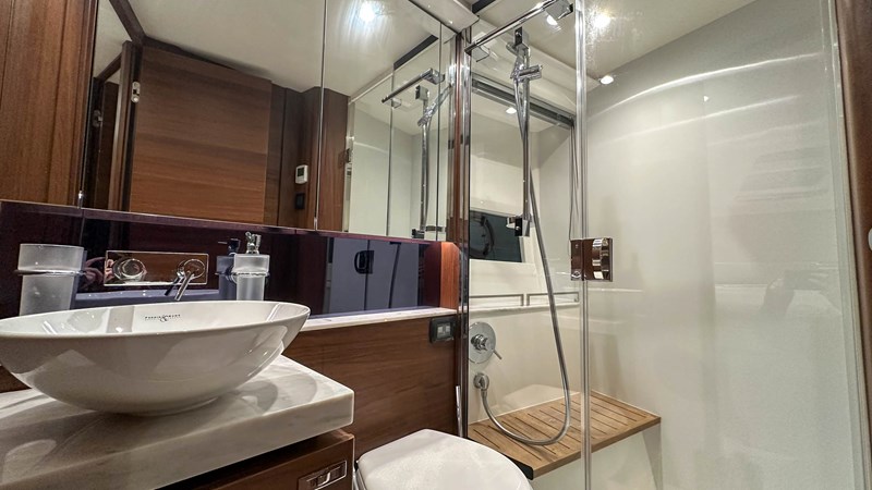 Photo of PRINCESS YACHTS PRINCESS V40 (V40115) 42' 8