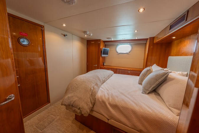 Photo of HATTERAS HAVILAH 75'
