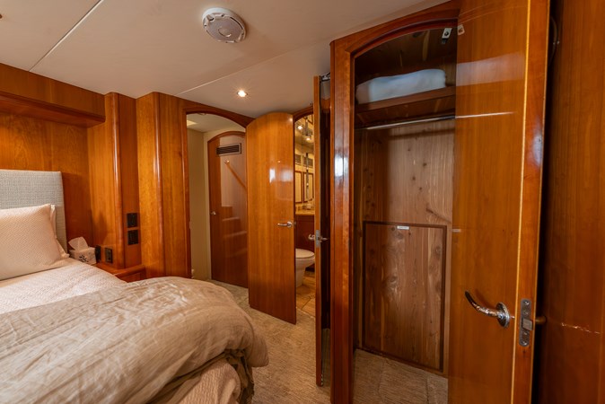 Photo of HATTERAS HAVILAH 75'