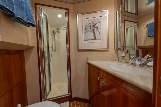 Photo of HATTERAS HAVILAH 75'