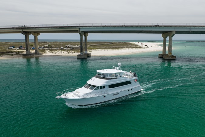 Photo of HATTERAS HAVILAH 75'