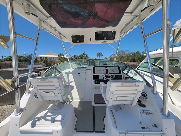Photo of CENTURY BOATS 32' Century 2004 3200 WA 32' 1