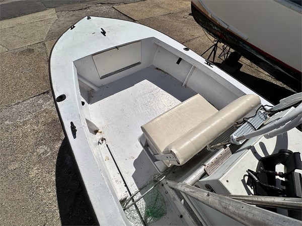 Photo of CAPE COD MARINE 19' Cape Codder 1987 19' 1