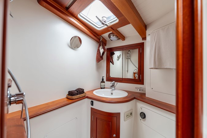 Photo of SPIRIT YACHTS SPIRIT OF RANI 60' 1