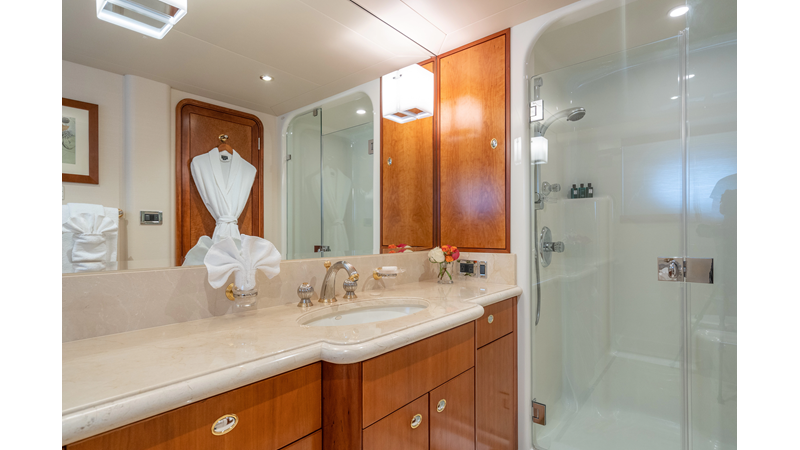 Photo of WESTPORT AVALINA 130'