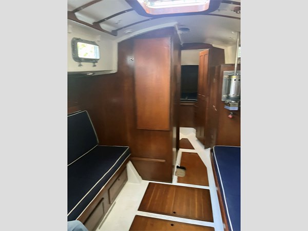 Photo of ALBERG SAILBOATS 37' Alberg 1972 Whitby 37' 1