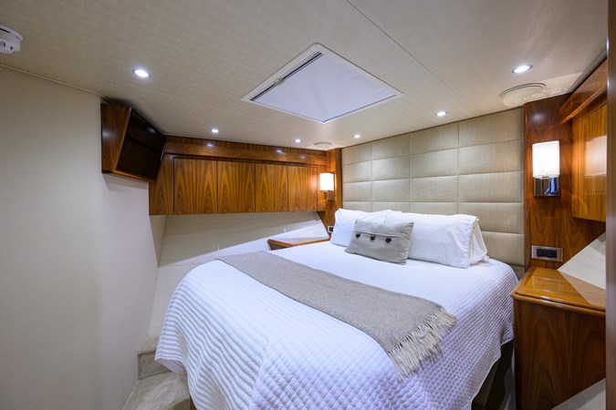 Photo of VIKING SPECULATOR 92'